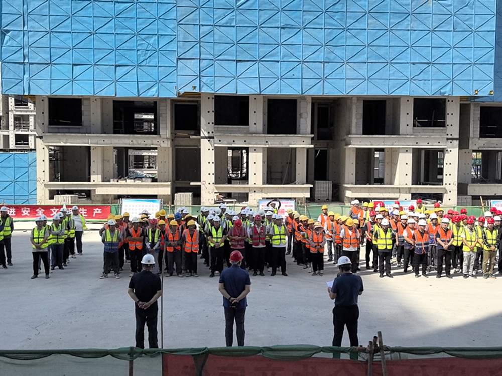 华体会平台-华体会（中国）一站式服务平台
深入开展“安全宣传咨询日”活动